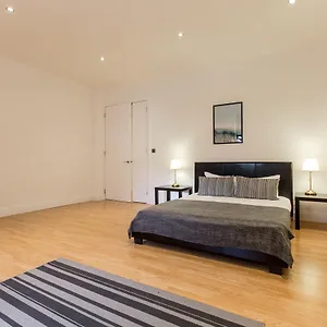 https://aldgate-apartment.brighton-hotels-england.com